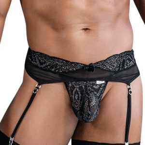 ensemble de jarretelles en dentelle noire