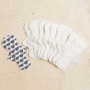Lot de 5 ou 10 serviettes hygiéniques lavables et réutilisables, couleurs aléatoires, pliables et portables, douces et respirantes.