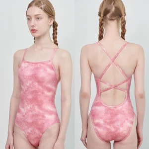 Maillot de bain une pièce haut de gamme exclusif pour femme, collection 2025, idéal pour la natation en piscine.