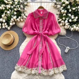 Robe d'été vintage 2025 pour femme, manches lanternes, col rabattu, empiècements en dentelle, transparente et de haute qualité.