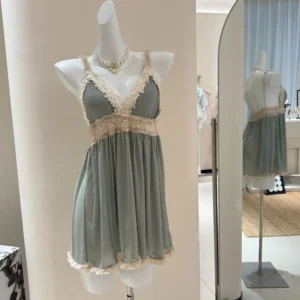 Nuisette en dentelle verte transparente, lingerie intime, nouveauté été, chemise de nuit femme, nuisette sexy dos nu, mini-nuisette, vêtements d'intérieur